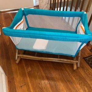 Bedside bassinet